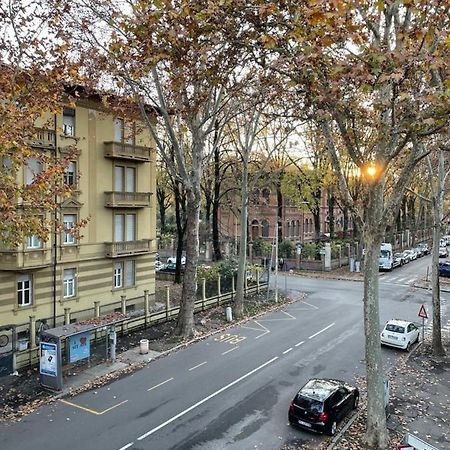Ferienwohnung Un Balcone Sul Centro Storico Reggio nell'Emilia Exterior foto
