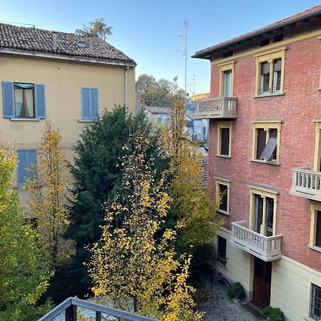 Ferienwohnung Un Balcone Sul Centro Storico Reggio nell'Emilia Exterior foto
